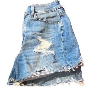 Universal Thread Distressed Shorts  Size 4 (27)
